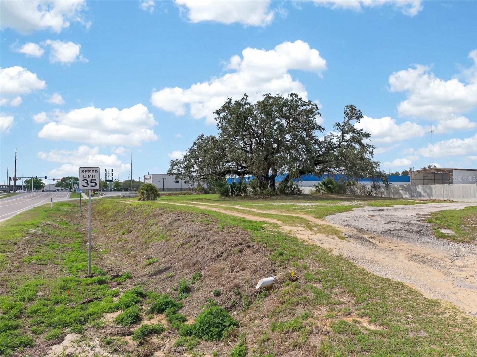 HAINES CITY TERMINALS - Land