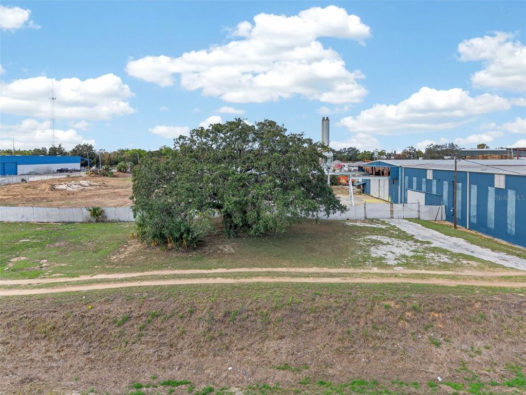 Photo of Hwy 17 92 N, Haines City, FL 33844 (MLS # P4938174)