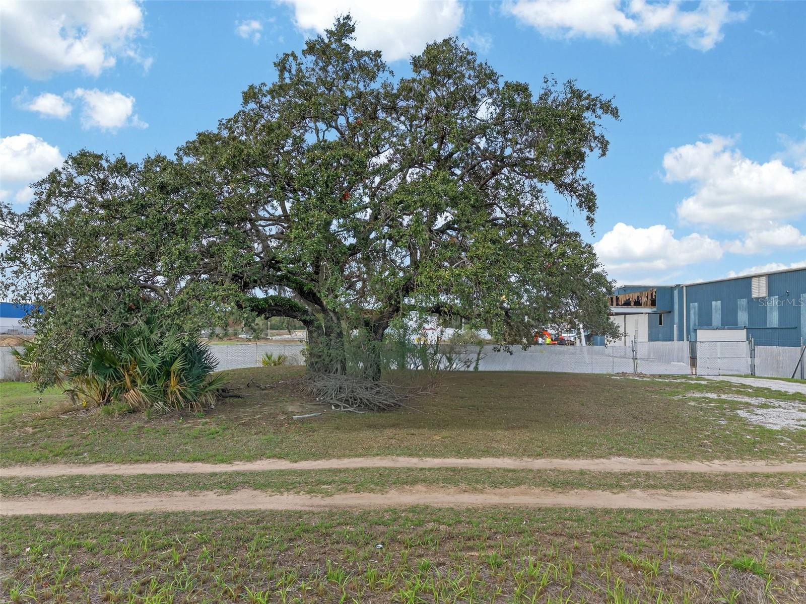 HAINES CITY TERMINALS - Land