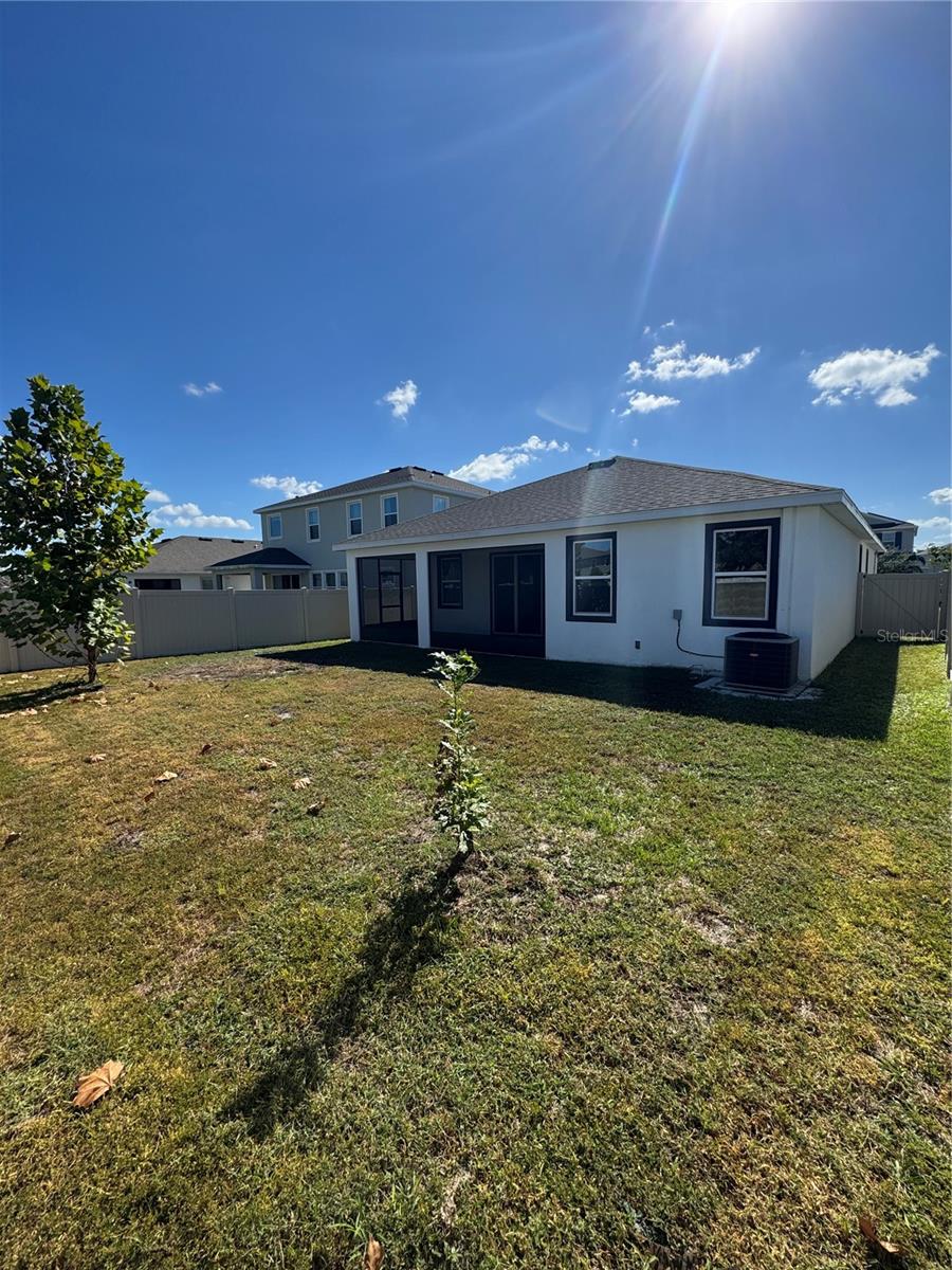 MIRADA PRCL 19-2 - Residential Lease