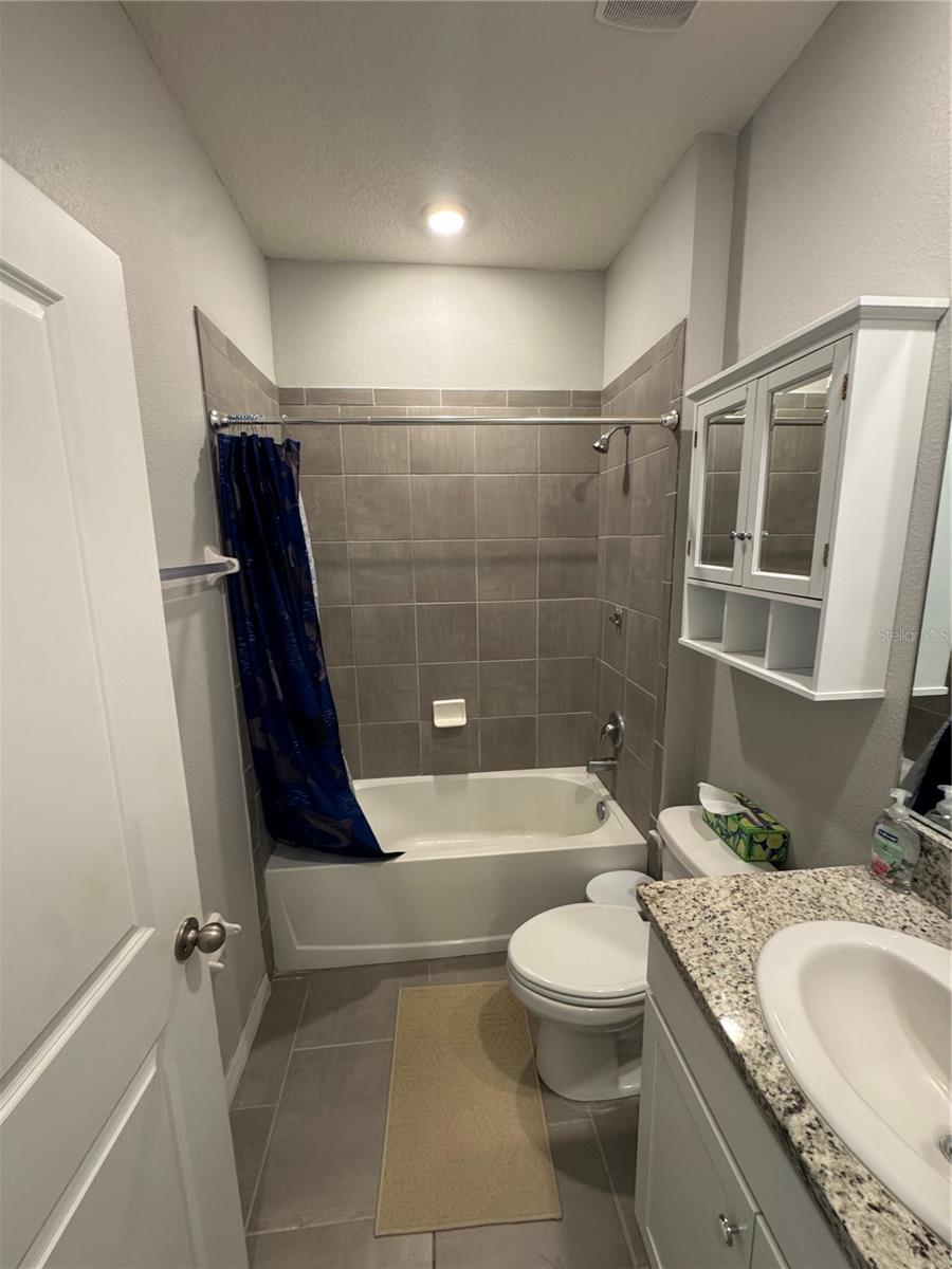 MIRADA PRCL 19-2 - Residential Lease