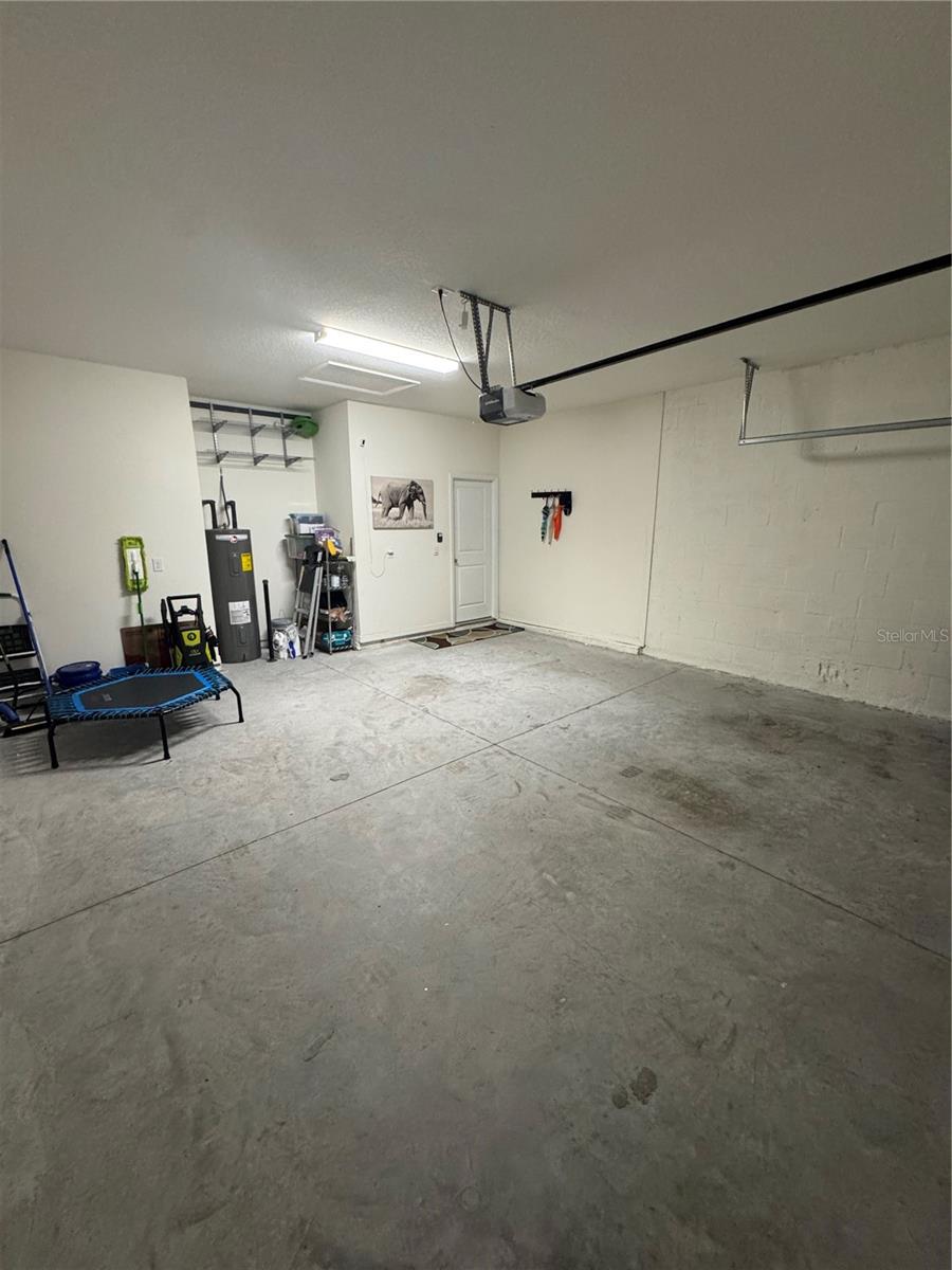 MIRADA PRCL 19-2 - Residential Lease