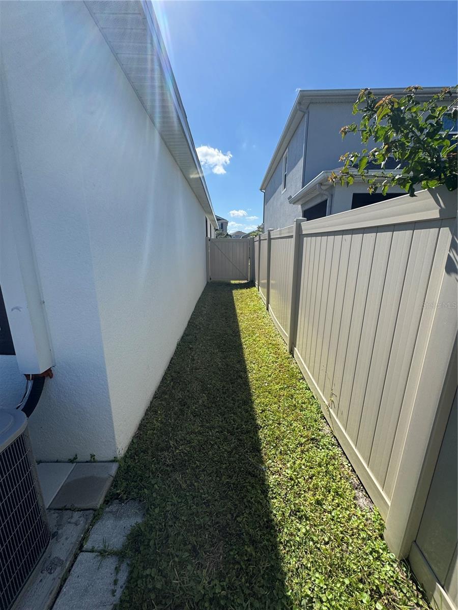 MIRADA PRCL 19-2 - Residential Lease