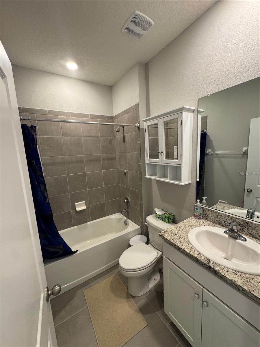 MIRADA PRCL 19-2 - Residential Lease