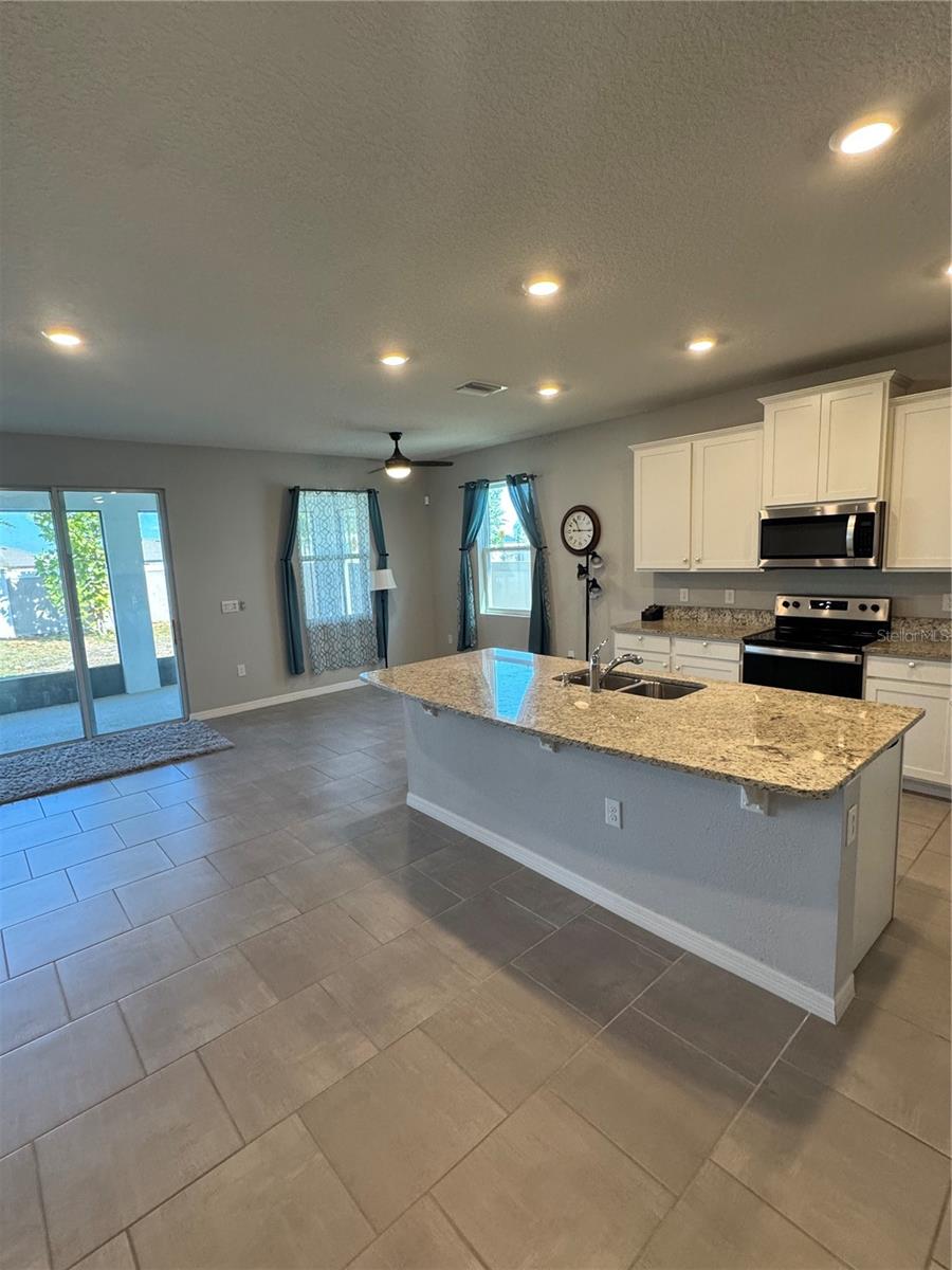 MIRADA PRCL 19-2 - Residential Lease