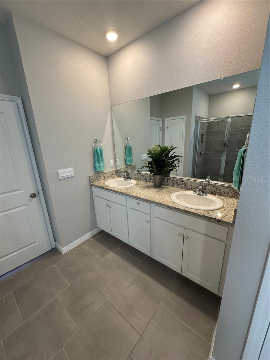 MIRADA PRCL 19-2 - Residential Lease