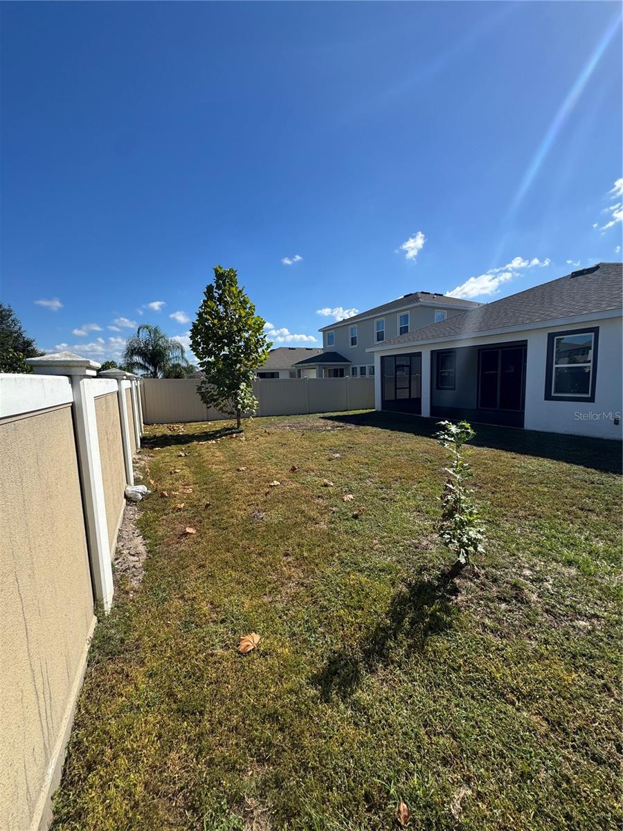 MIRADA PRCL 19-2 - Residential Lease