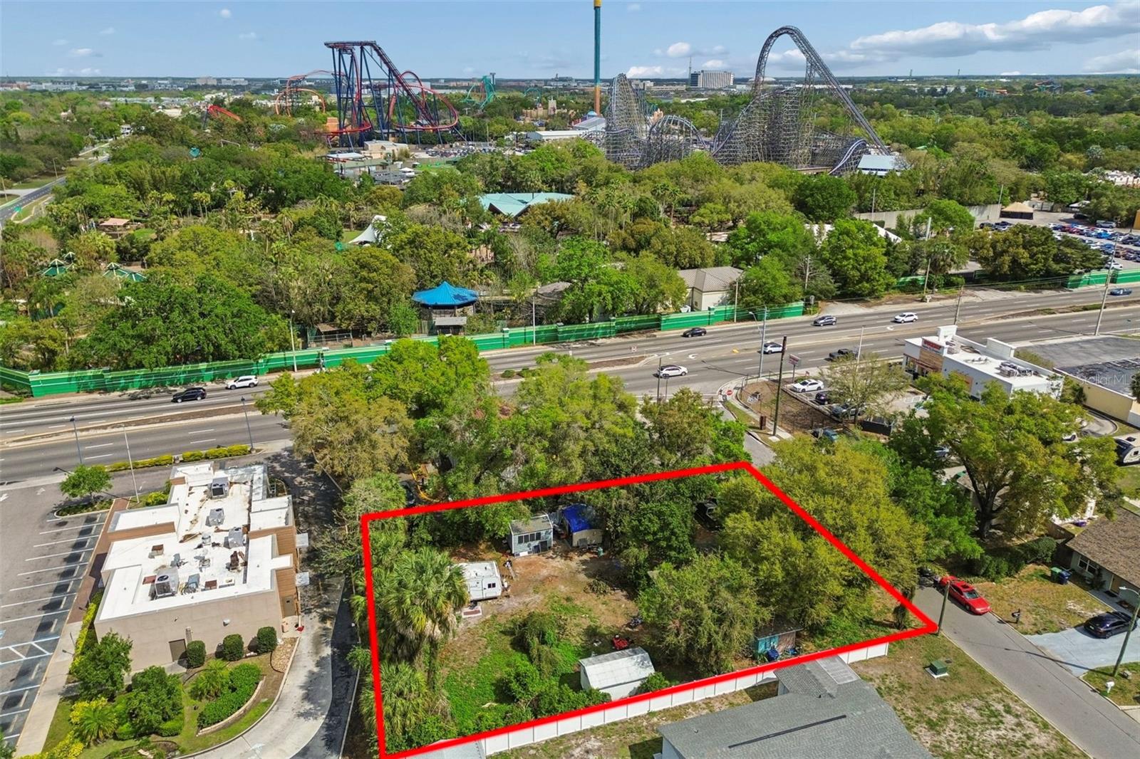 ELIZABETH COURT - Residential