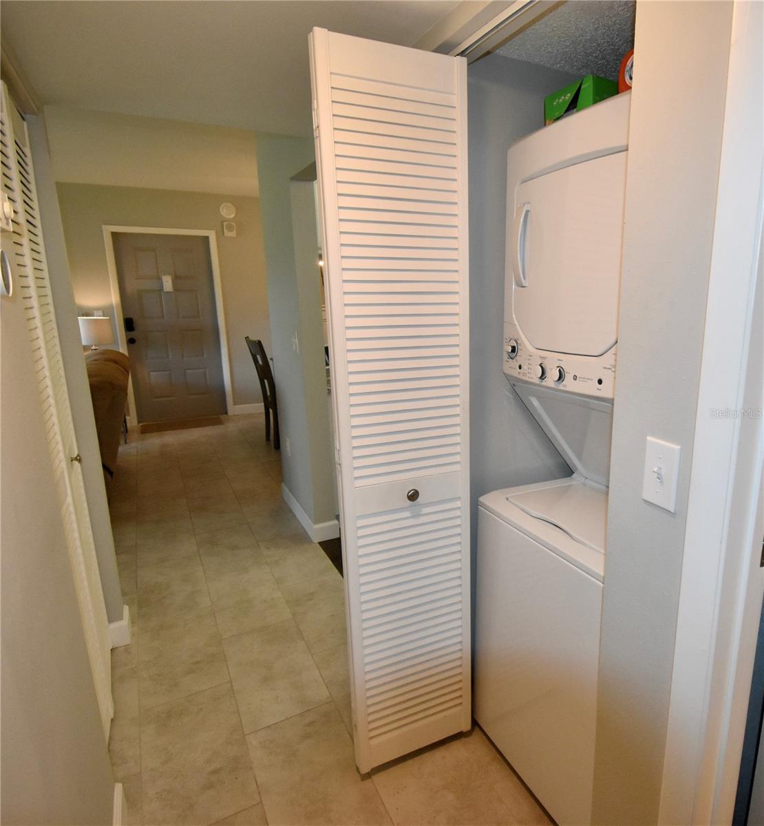 PINE RIDGE AT LAKE TARPON VILLAGE - Residential