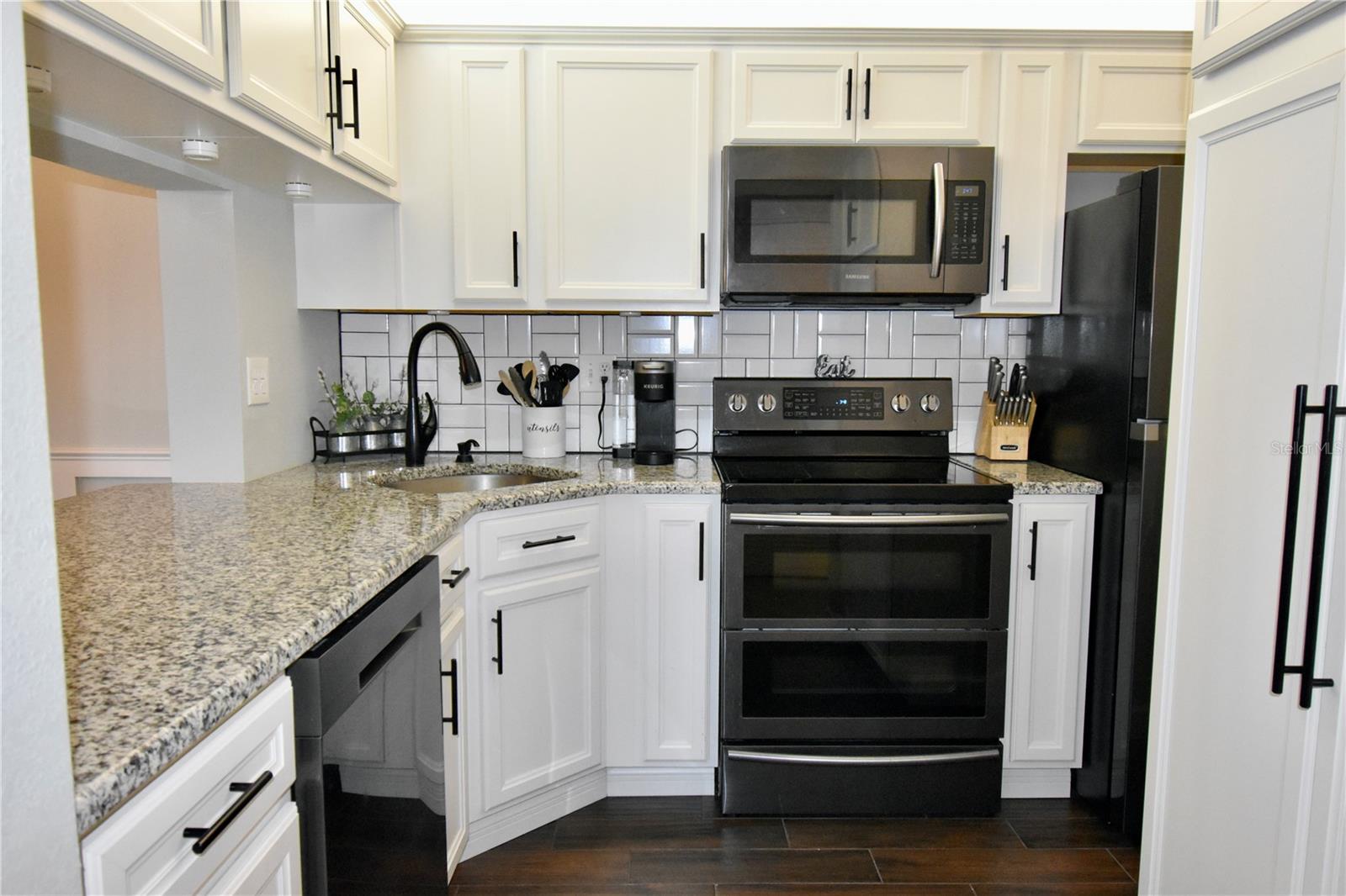 PINE RIDGE AT LAKE TARPON VILLAGE - Residential