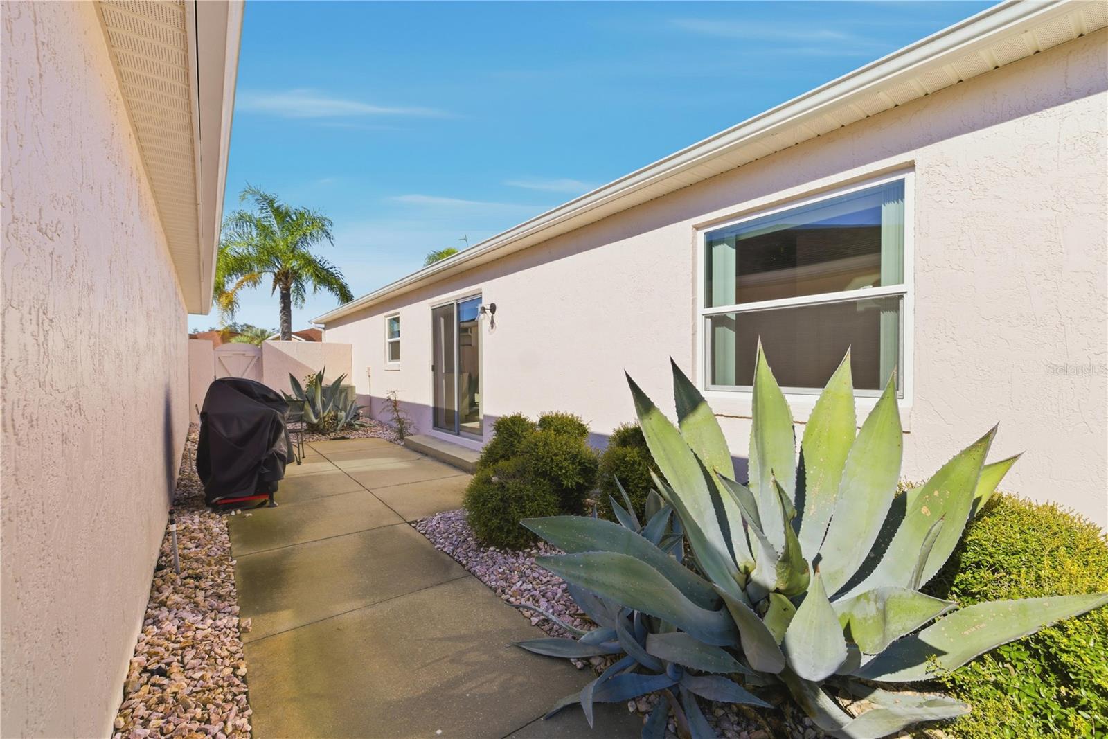 SUMTER VILLA DE LA MESA VILLAG - Residential