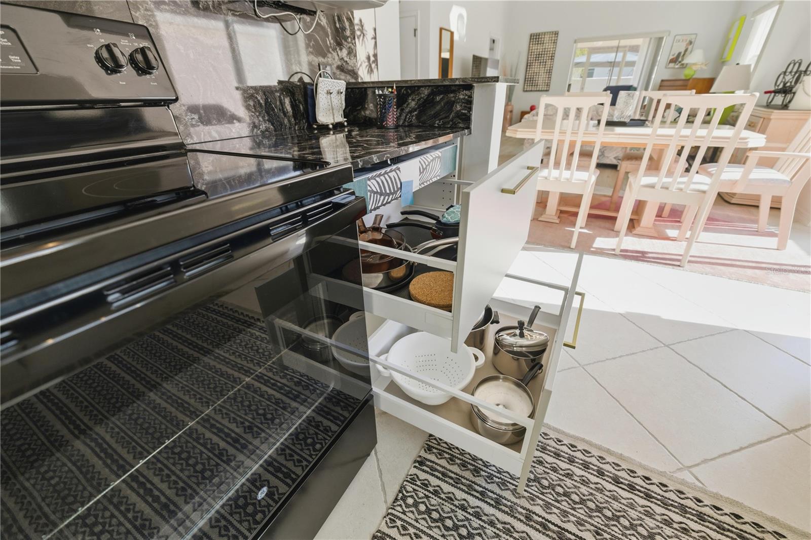 SUMTER VILLA DE LA MESA VILLAG - Residential