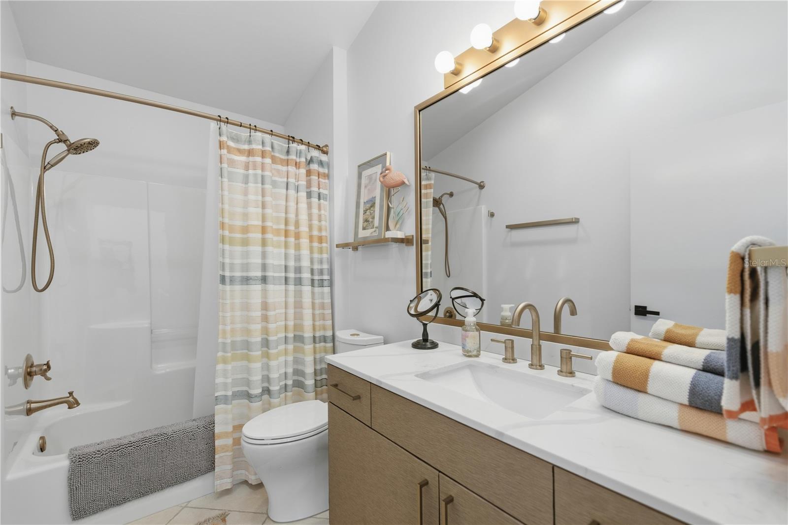 SUMTER VILLA DE LA MESA VILLAG - Residential