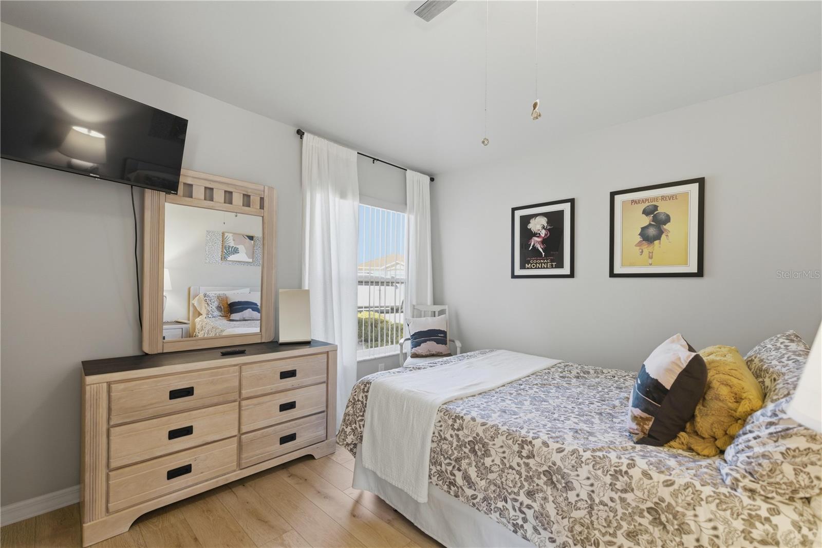 SUMTER VILLA DE LA MESA VILLAG - Residential