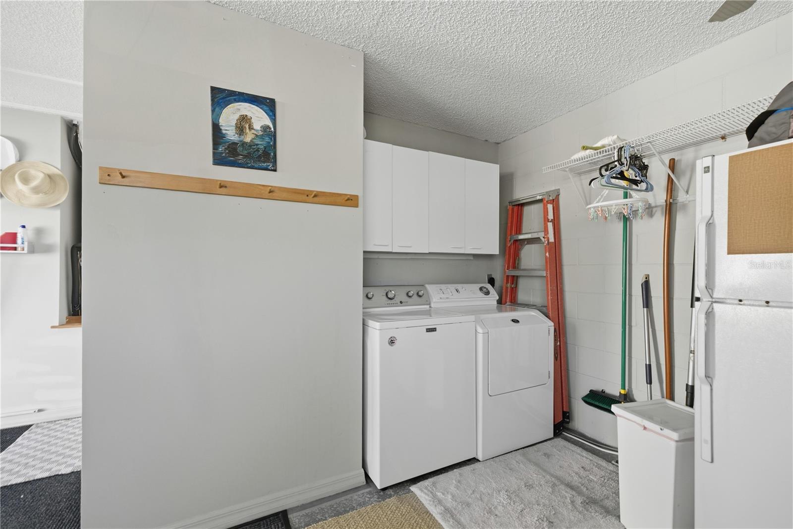 SUMTER VILLA DE LA MESA VILLAG - Residential