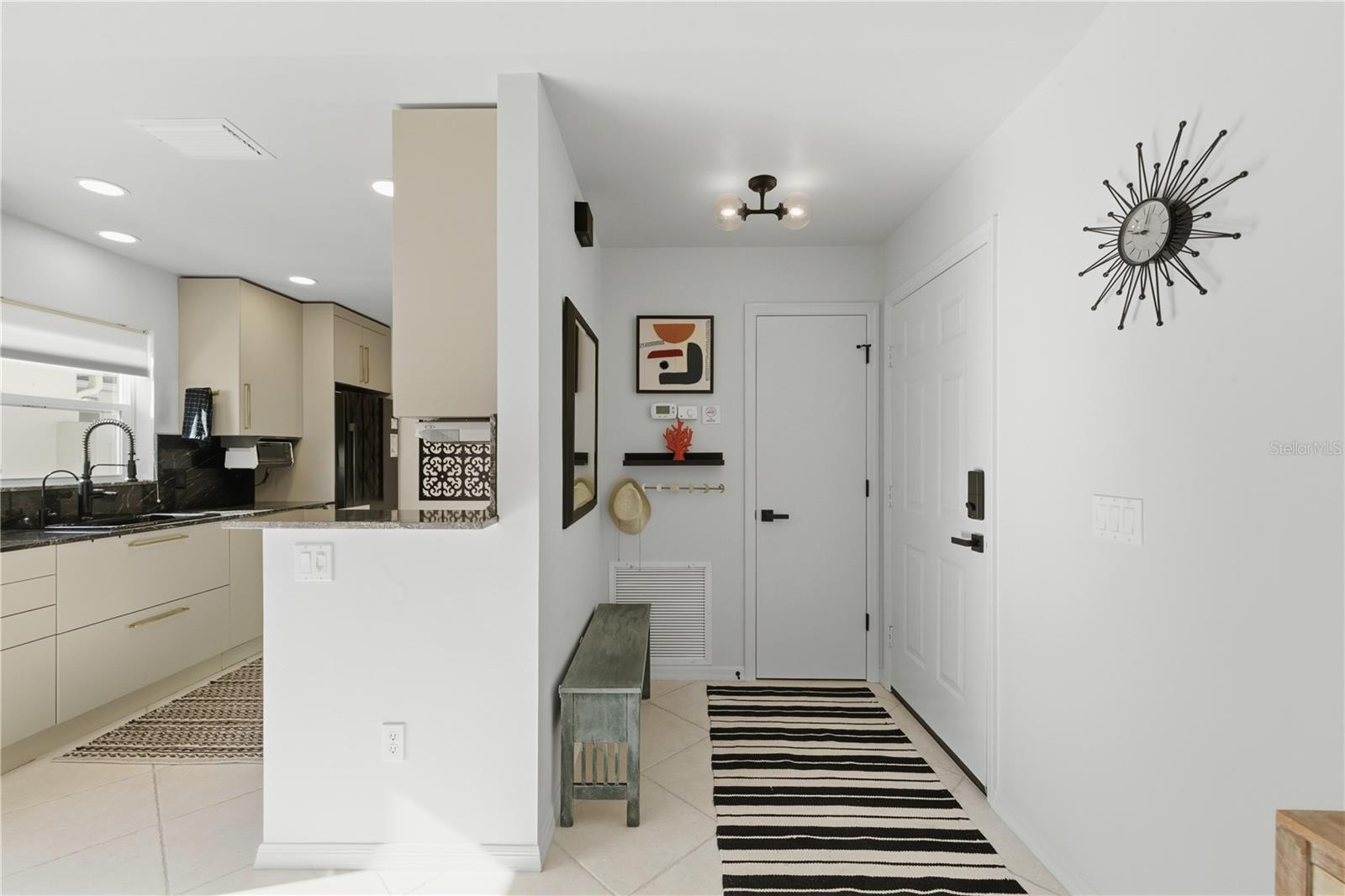 SUMTER VILLA DE LA MESA VILLAG - Residential