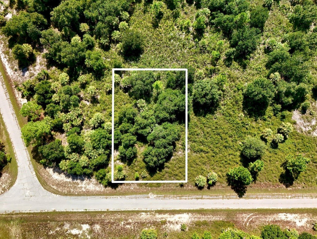 Photo of Winterville Cir, North Port, FL 34288 (MLS # O6446402)