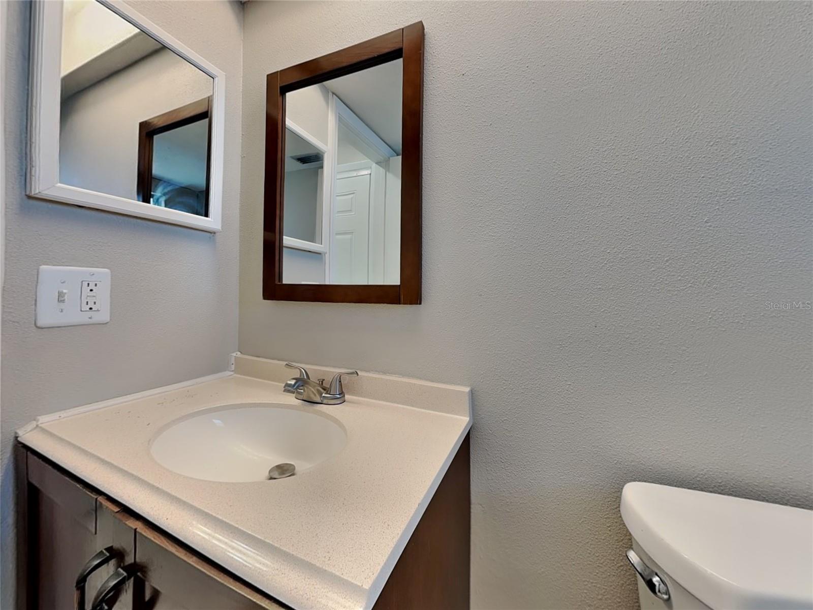 OAKLEAF VILLAGE - Residential Lease