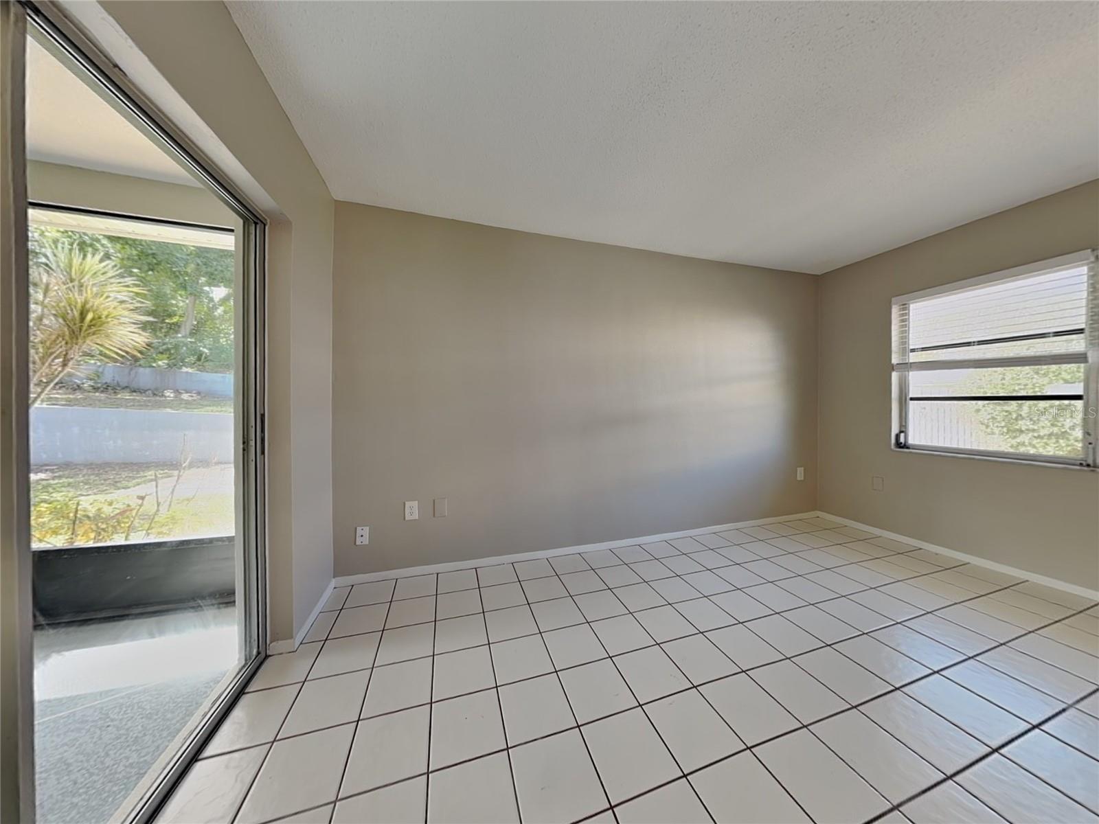 OAKLEAF VILLAGE - Residential Lease