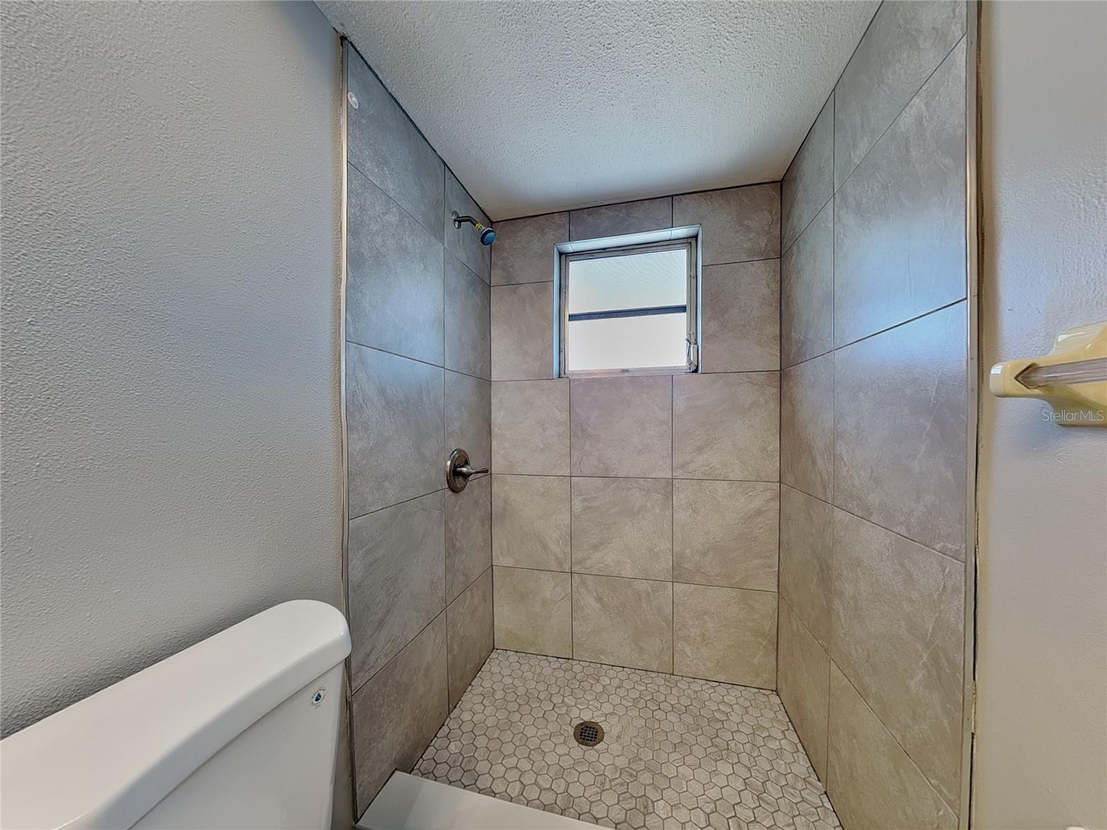 OAKLEAF VILLAGE - Residential Lease