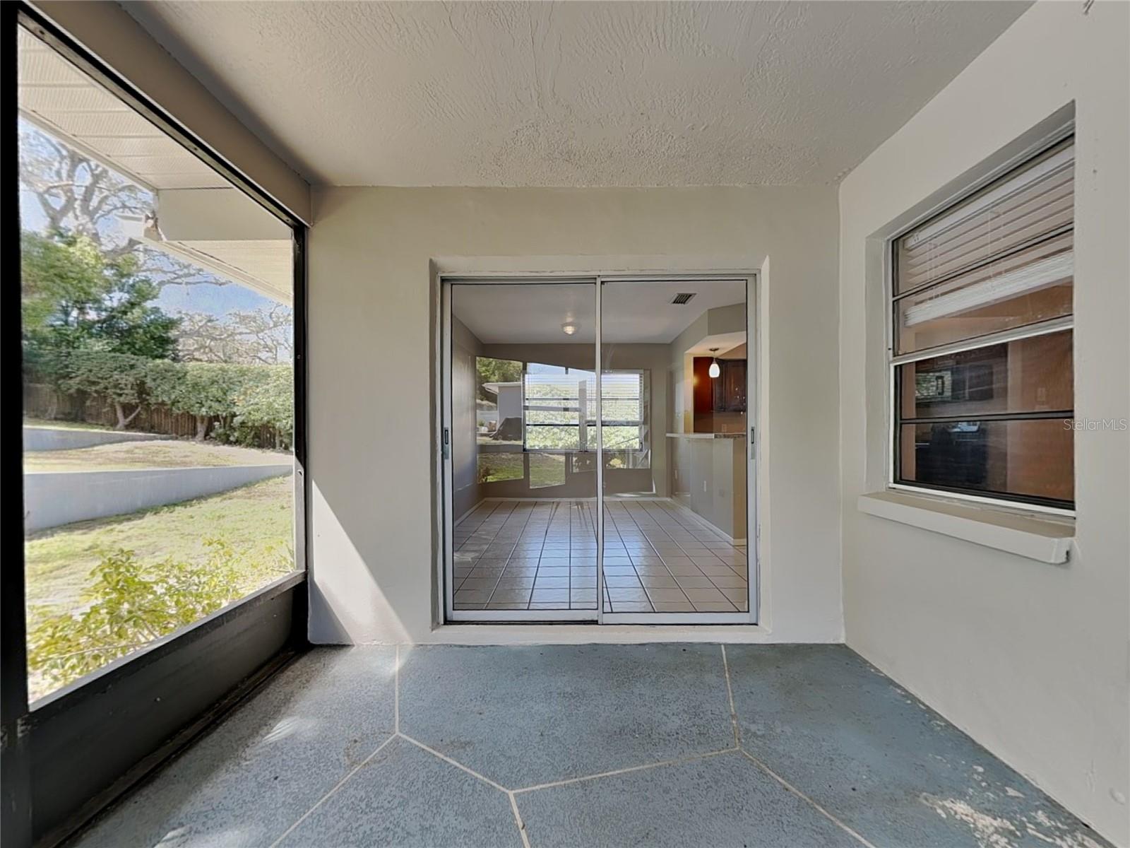 OAKLEAF VILLAGE - Residential Lease