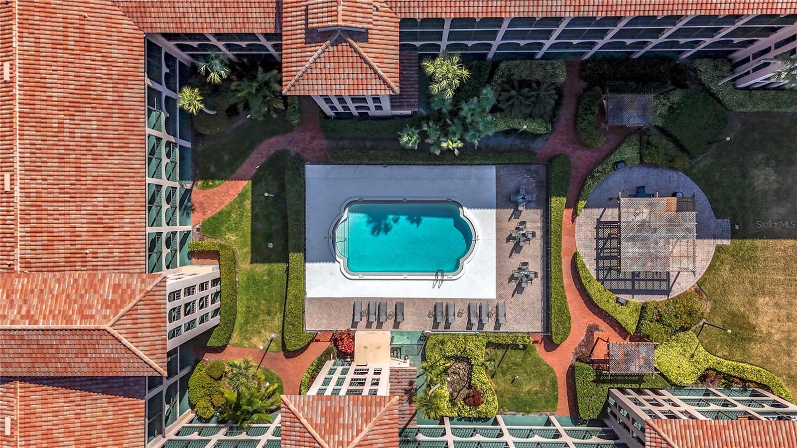 GOLFVIEW II CONDO - Residential