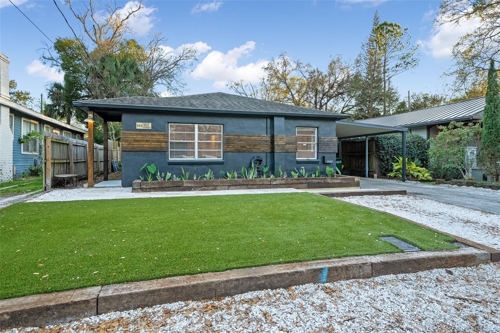 MEADOWBROOK - Residential