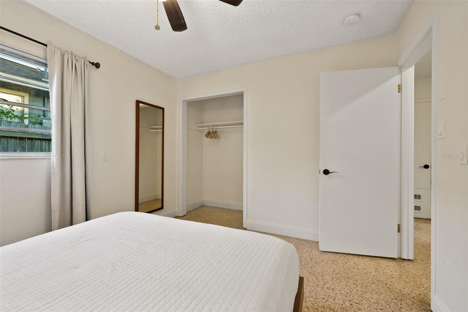 MEADOWBROOK - Residential