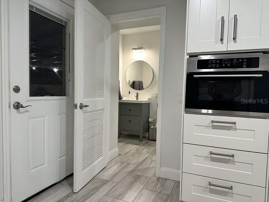 MEADOWBROOK - Residential