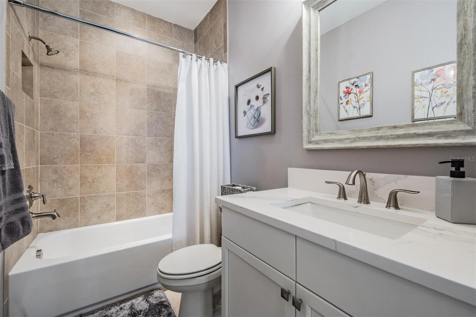 ESTANCIA - Residential