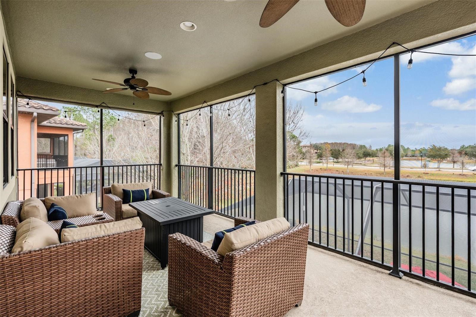 ESTANCIA - Residential