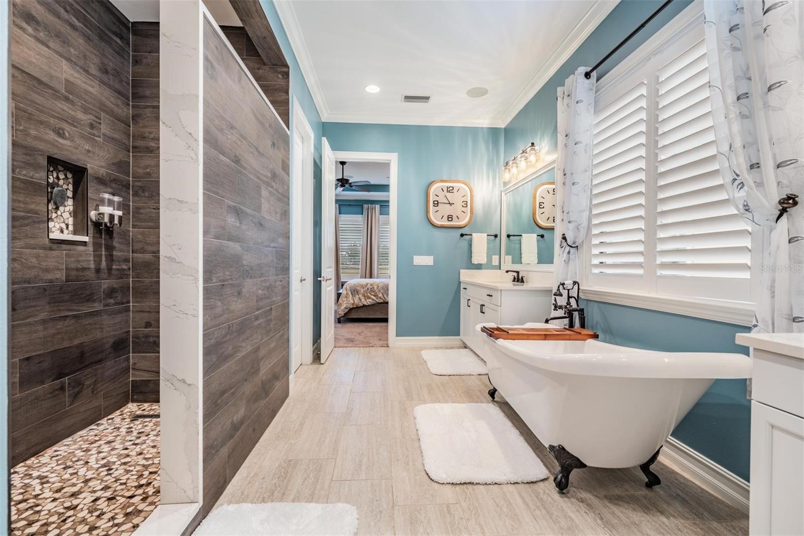 ESTANCIA - Residential