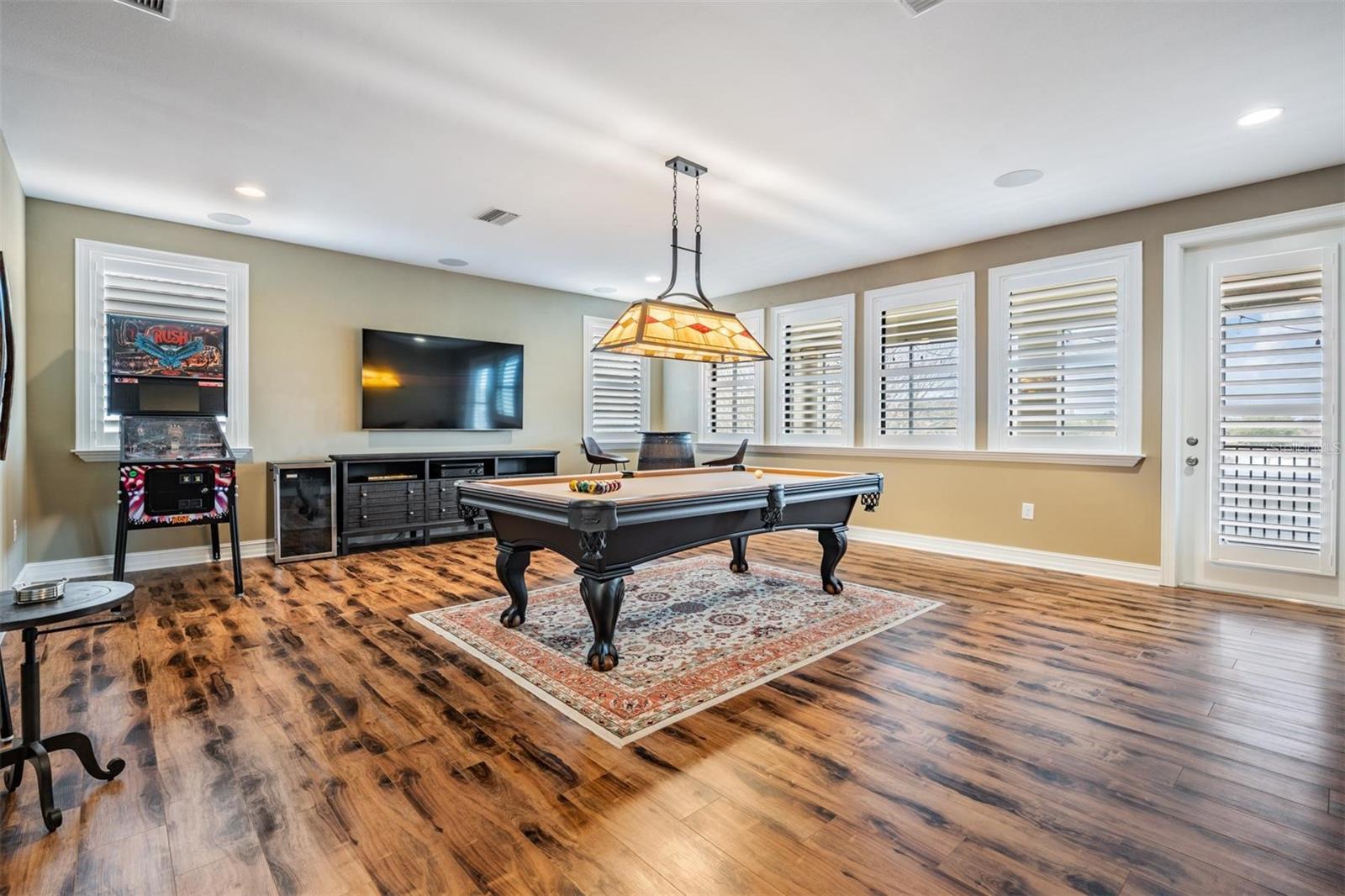 ESTANCIA - Residential