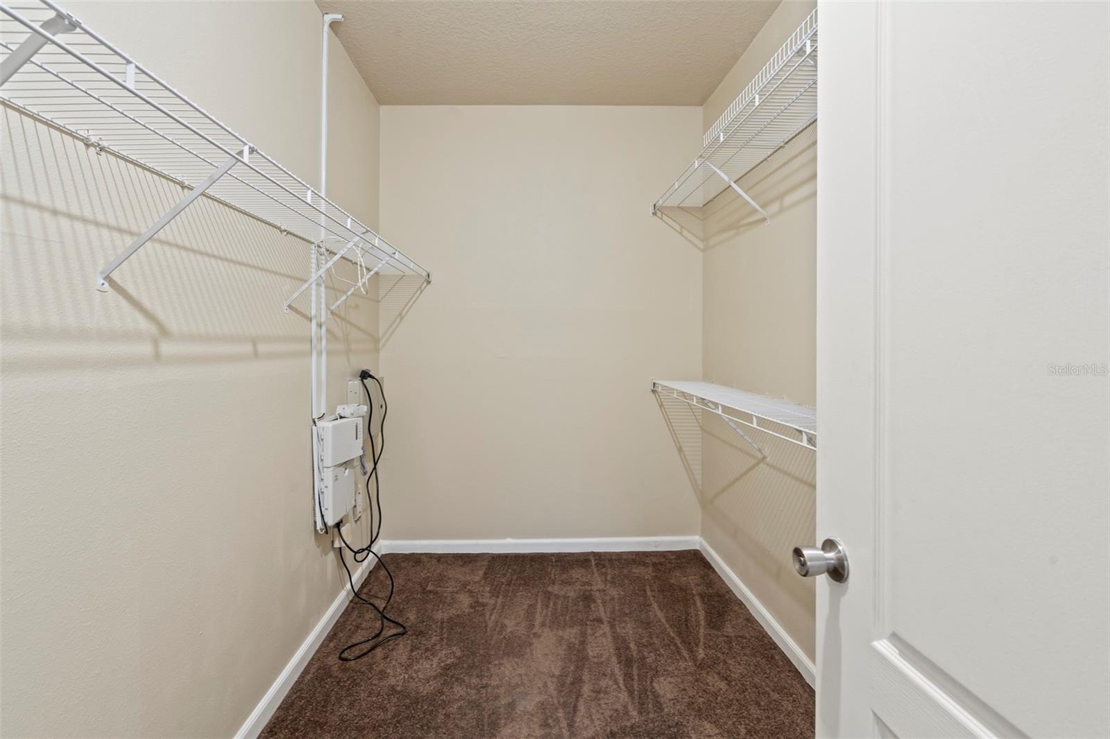 THE VILLAS CONDO - Residential