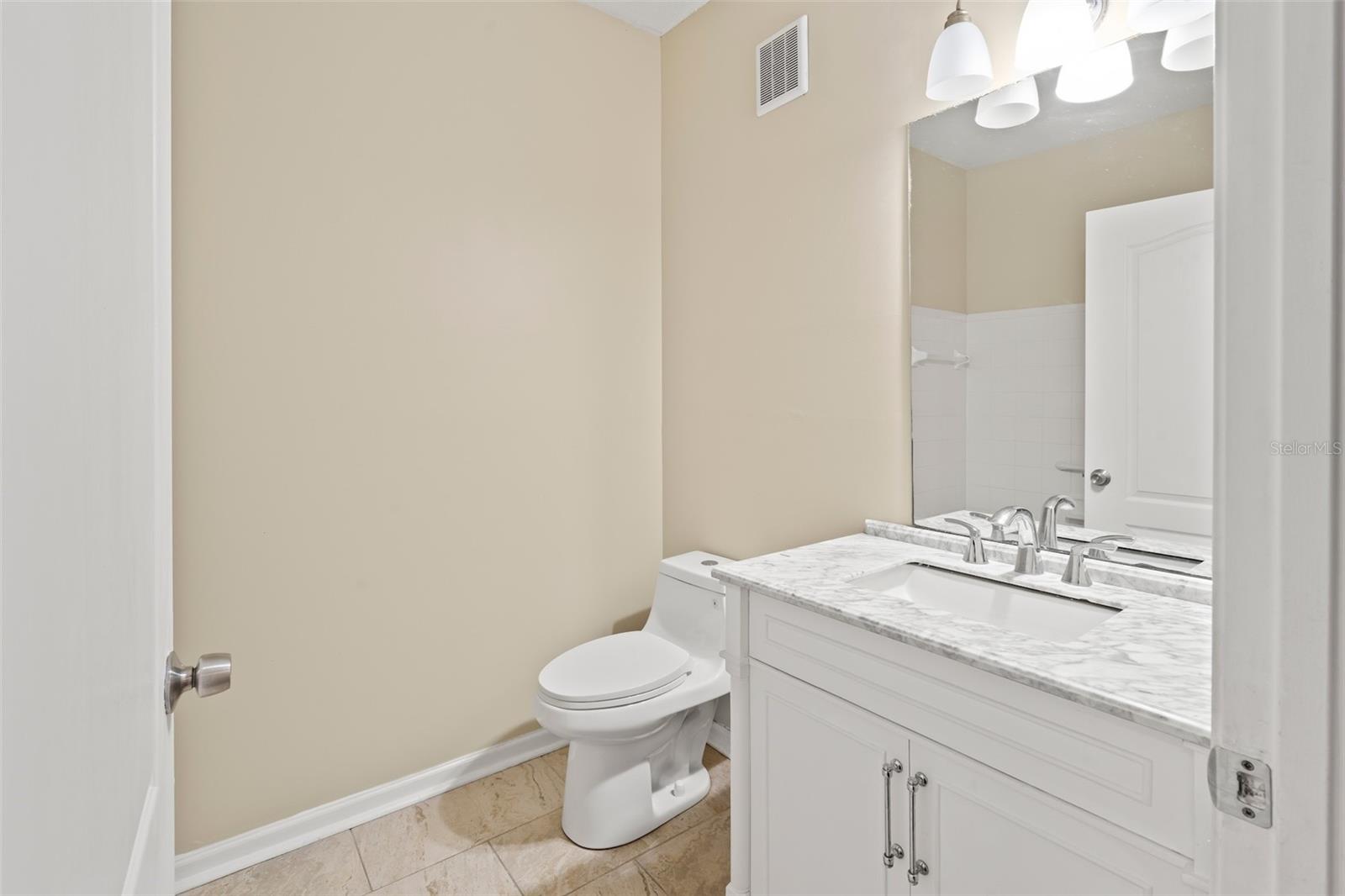 THE VILLAS CONDO - Residential