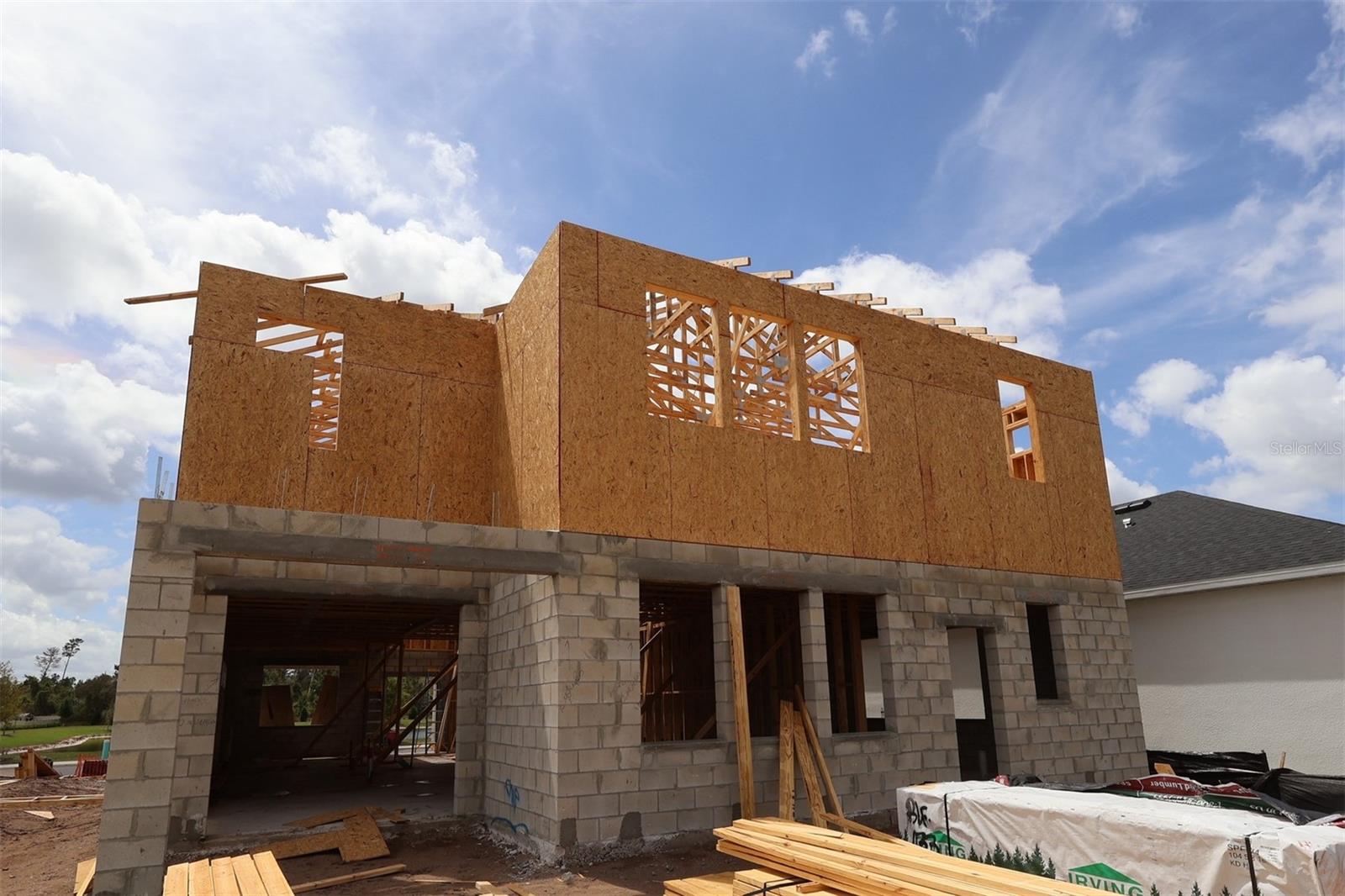 6753 YELLOW WARBLER BEND