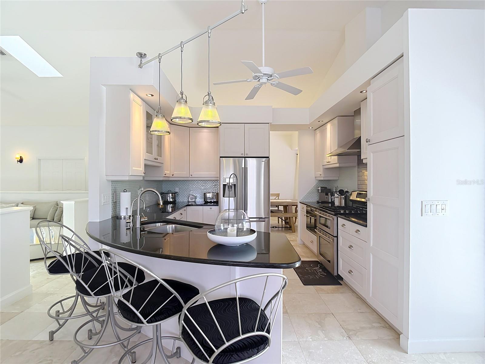 ROYAL HIGHLANDS - Residential