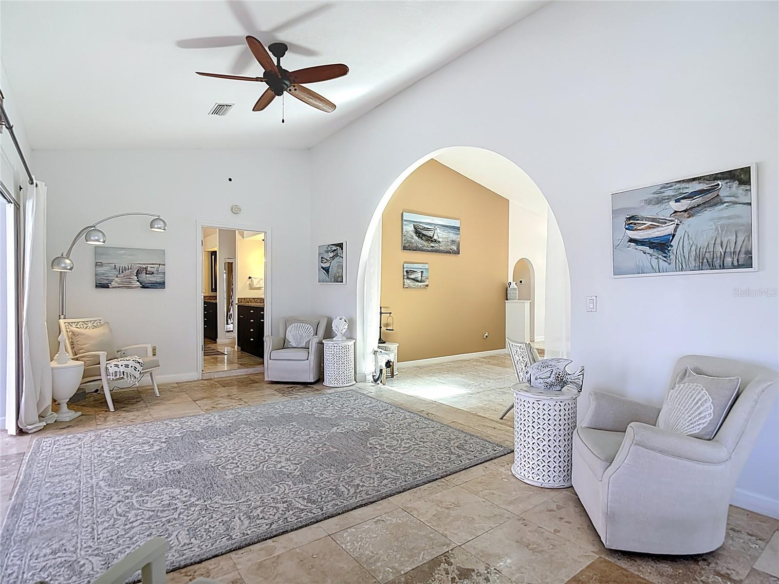 ROYAL HIGHLANDS - Residential