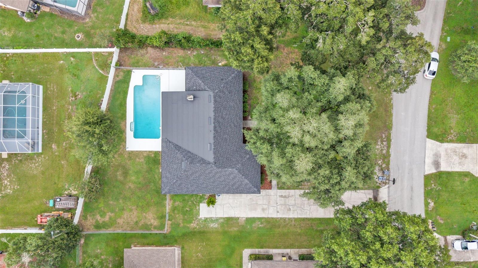 1100 HAMMOCK SHADE DRIVE