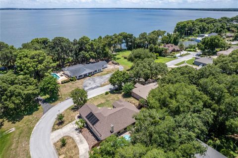 A home in EUSTIS