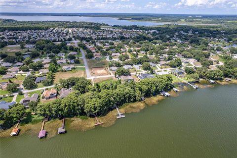 A home in EUSTIS