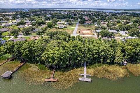 A home in EUSTIS