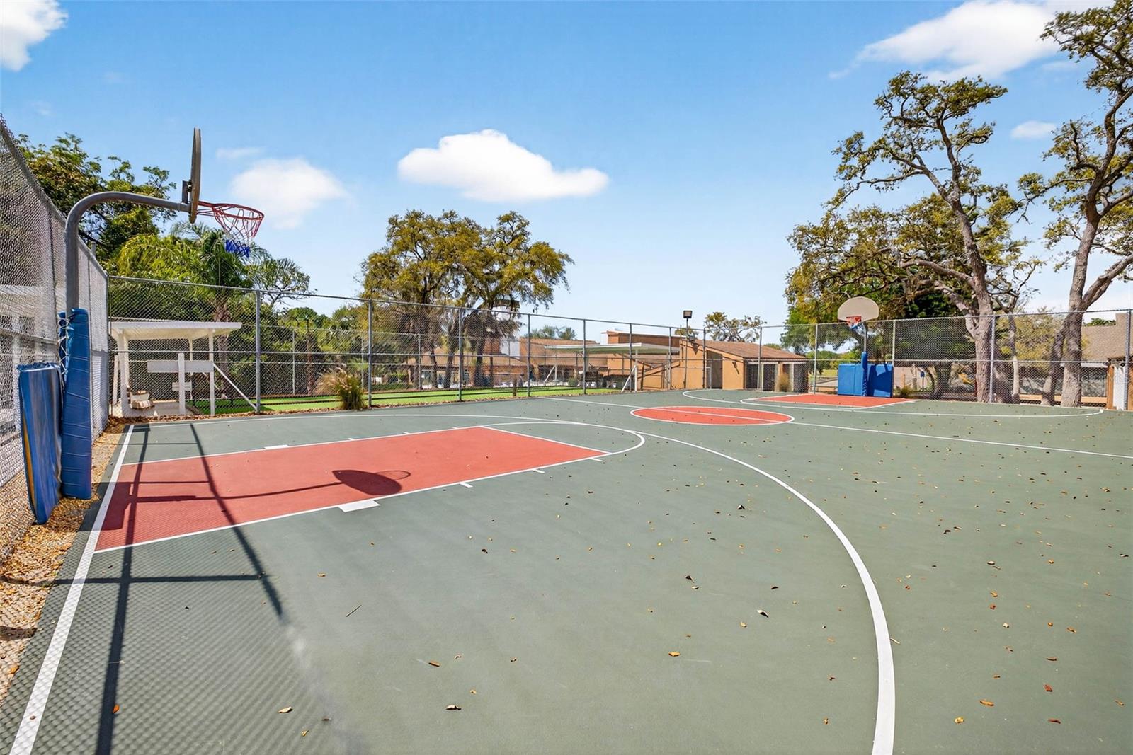 BEACON WOODS VILLAGE - Residential