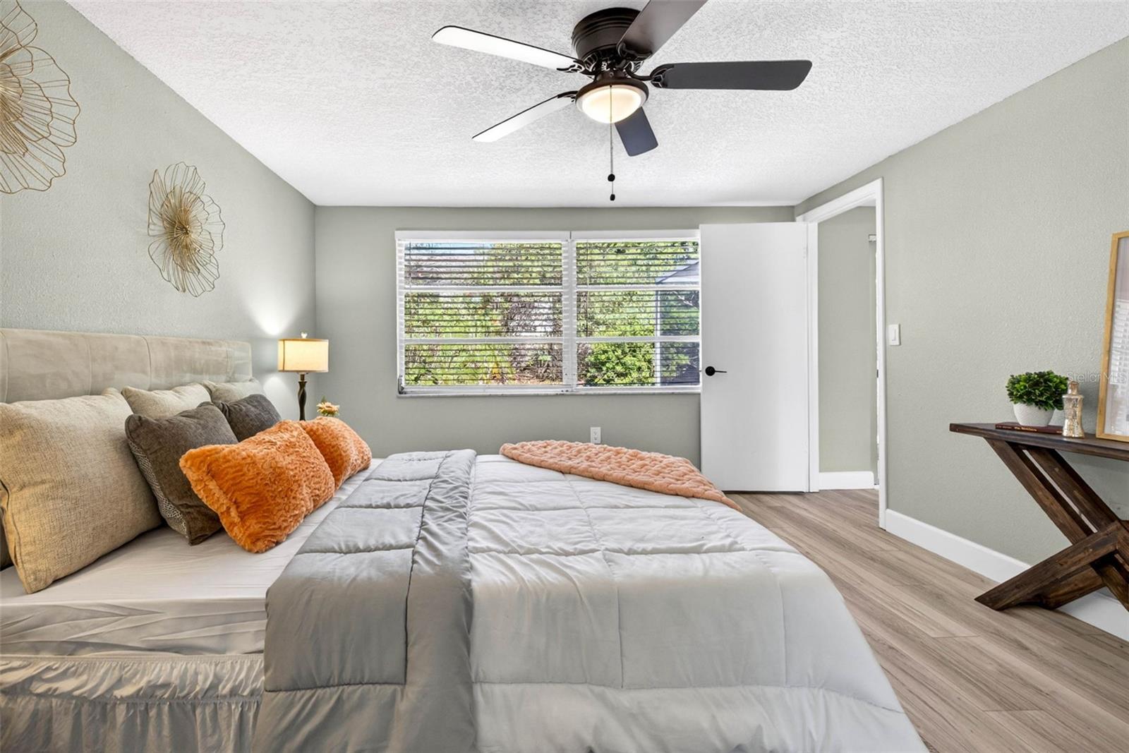 BEACON WOODS VILLAGE - Residential