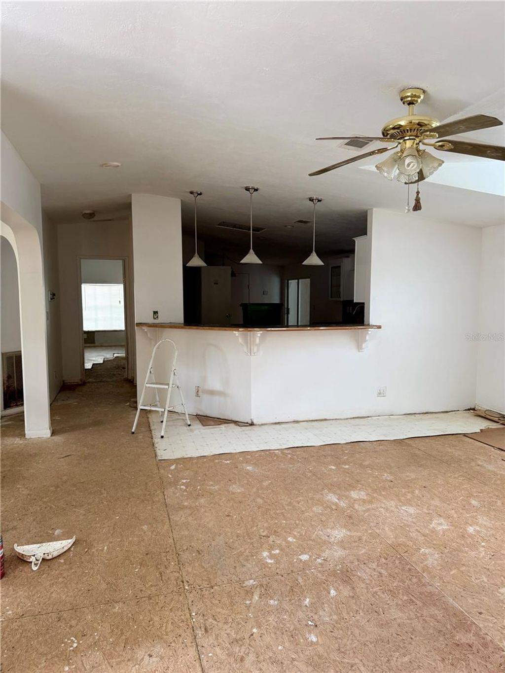 Photo of 1306 Pelote Cemetery Road, Lithia, FL 33547 (MLS # TB8438309)