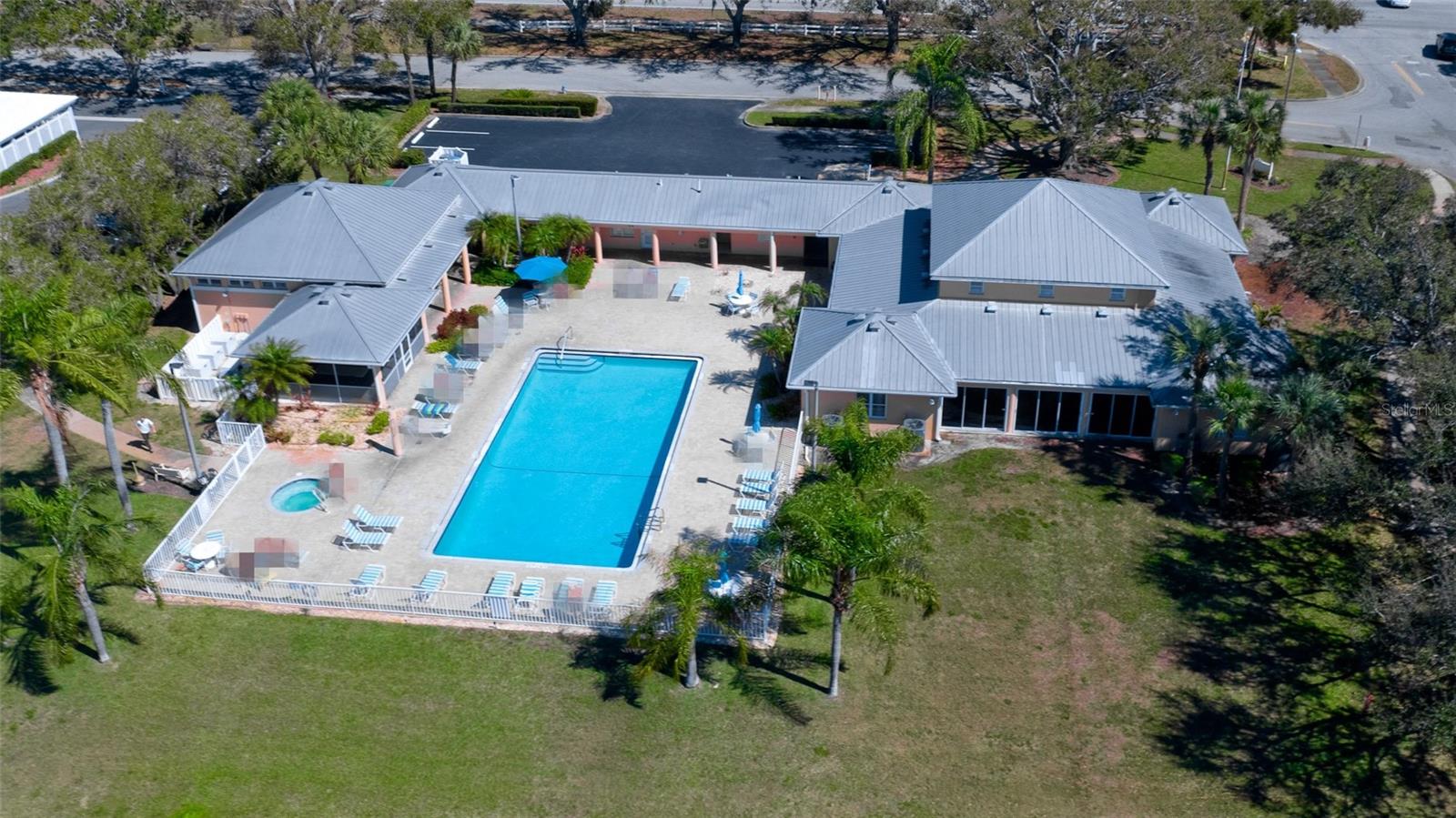 THE FAIRWAYS AT PINEBROOK PH II - Residential