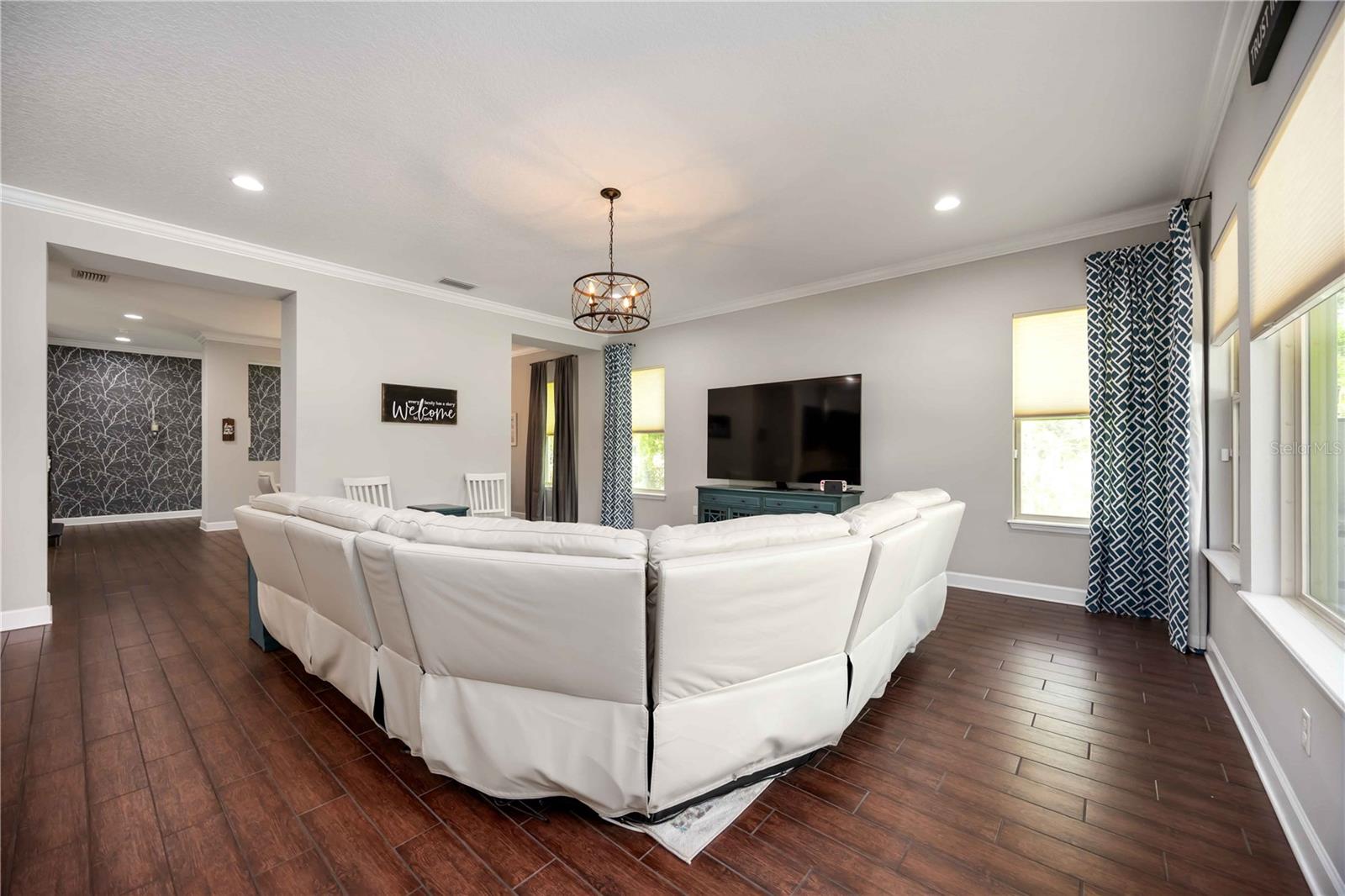 SERENITY CREEK - Residential