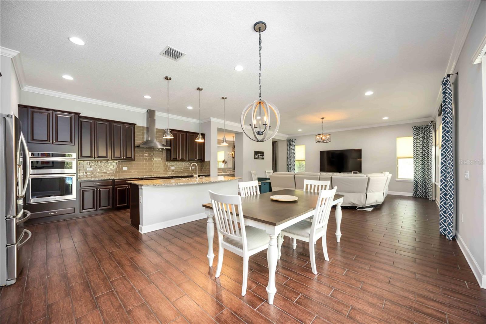 SERENITY CREEK - Residential