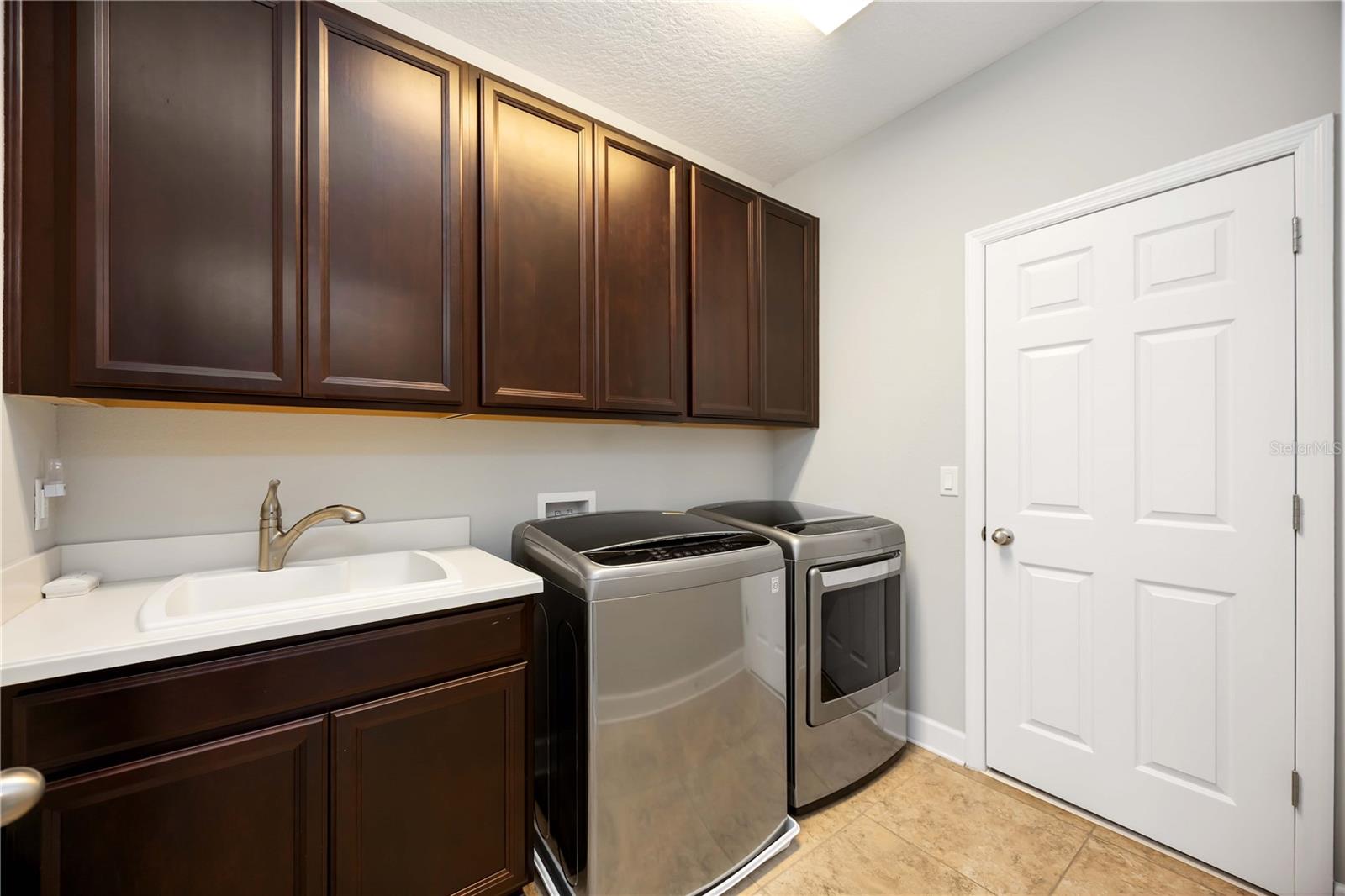 SERENITY CREEK - Residential