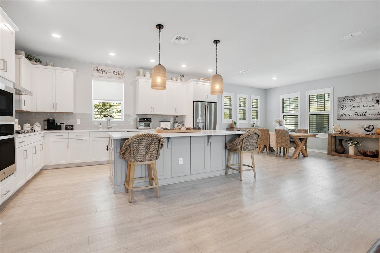 OAKLAND PARK - Residential